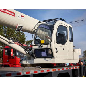 ISUZU GIGA truck crane, 4x2, 204 hp, VIGRUS 16 tons, 36.6 meters