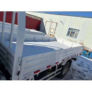 ISUZU ELF 100P flatbed truck, 130 hp, 1.5 t