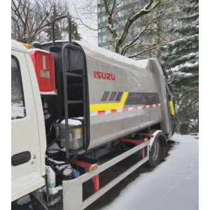 Garbage truck ISUZU ELF, 4x2, 7 m3, 120 hp