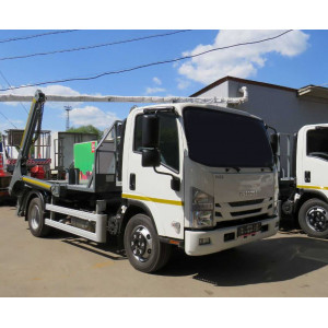 ISUZU ELF bunker carrier