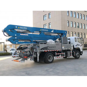 ISUZU GIGA concrete pump, 4x2, 220 hp, 30 meters