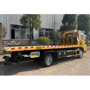 ISUZU 700P Tow Truck